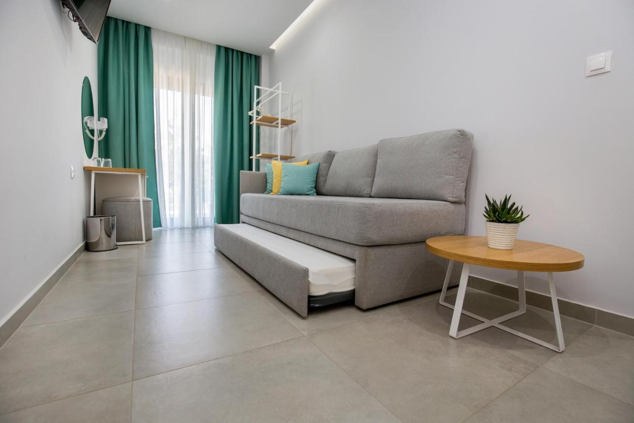 يميناريا Patiras Deluxe B&B المظهر الخارجي الصورة