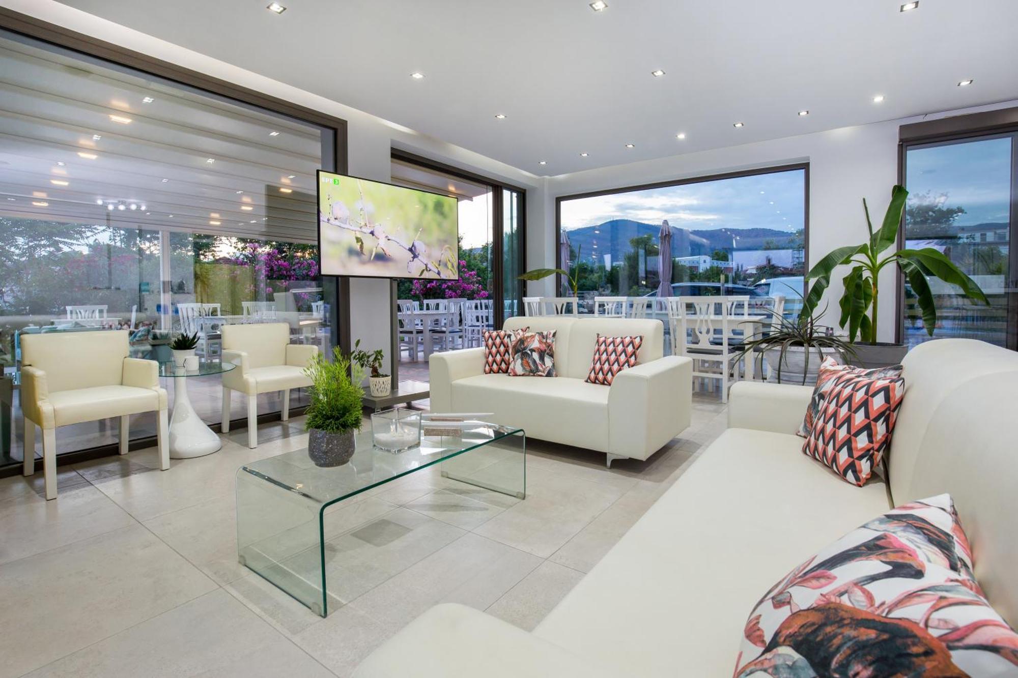 يميناريا Patiras Deluxe B&B المظهر الخارجي الصورة