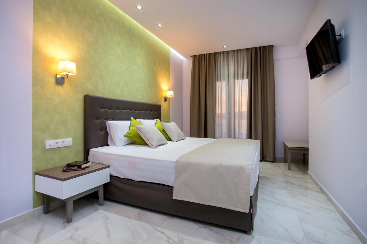 يميناريا Patiras Deluxe B&B المظهر الخارجي الصورة